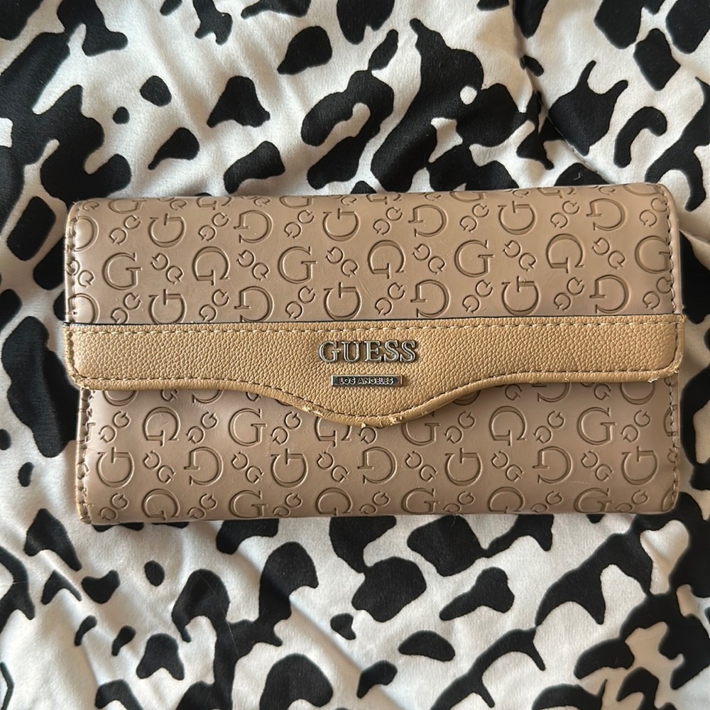 Guess Wallet